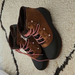 The North Face Shellista IV Shorty Waterproof Insulated Snow Boots Size 7